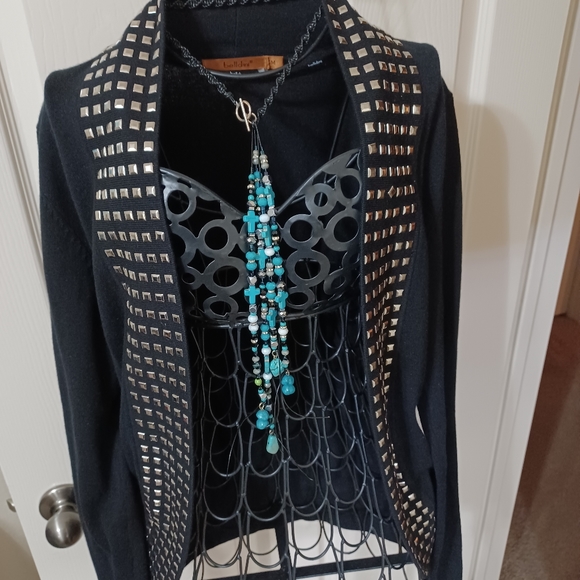 Silver-Studded Cardigan - Picture 6 of 9